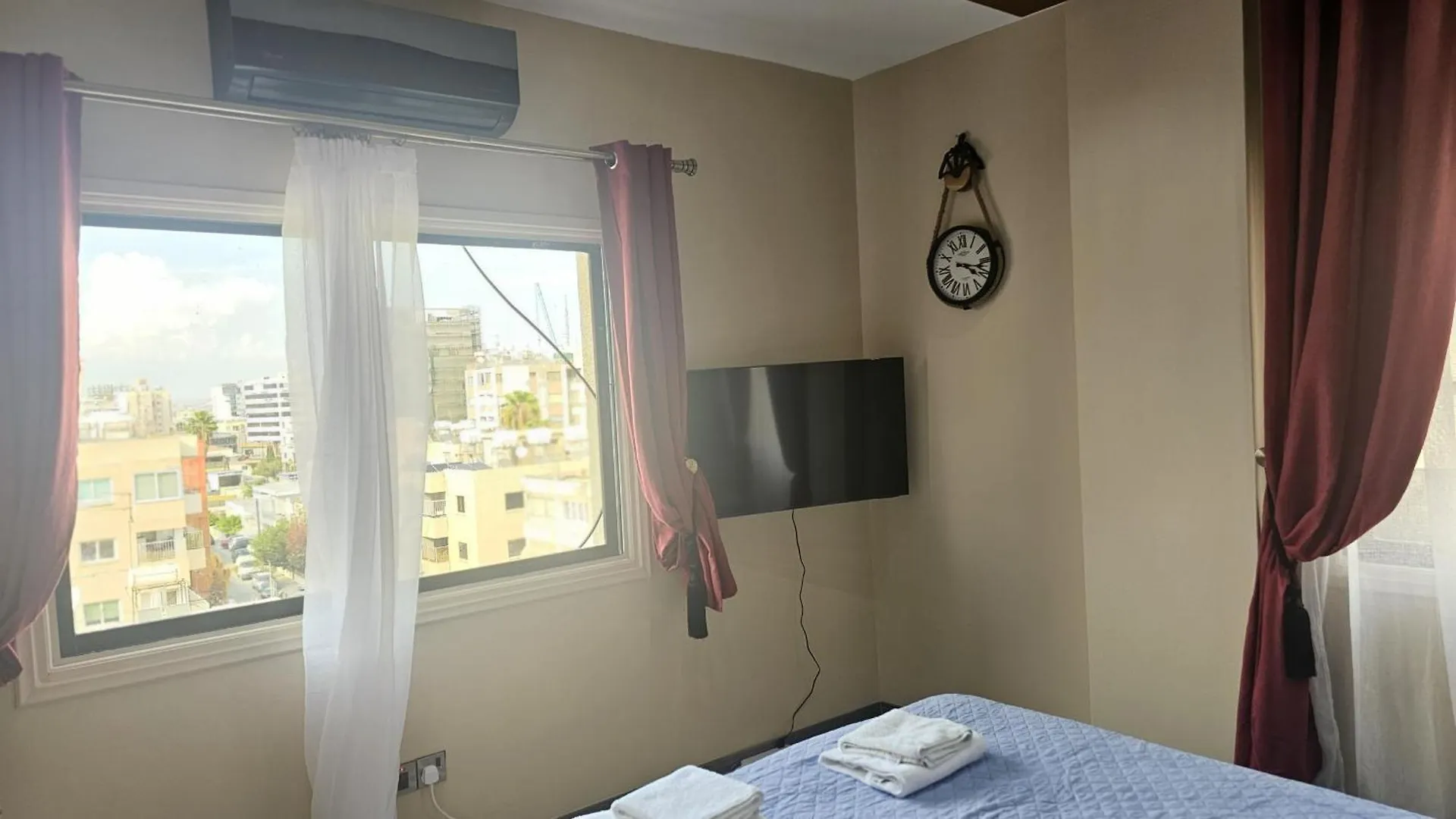 Stay Van Gogh Apartment Larnaca Cipru